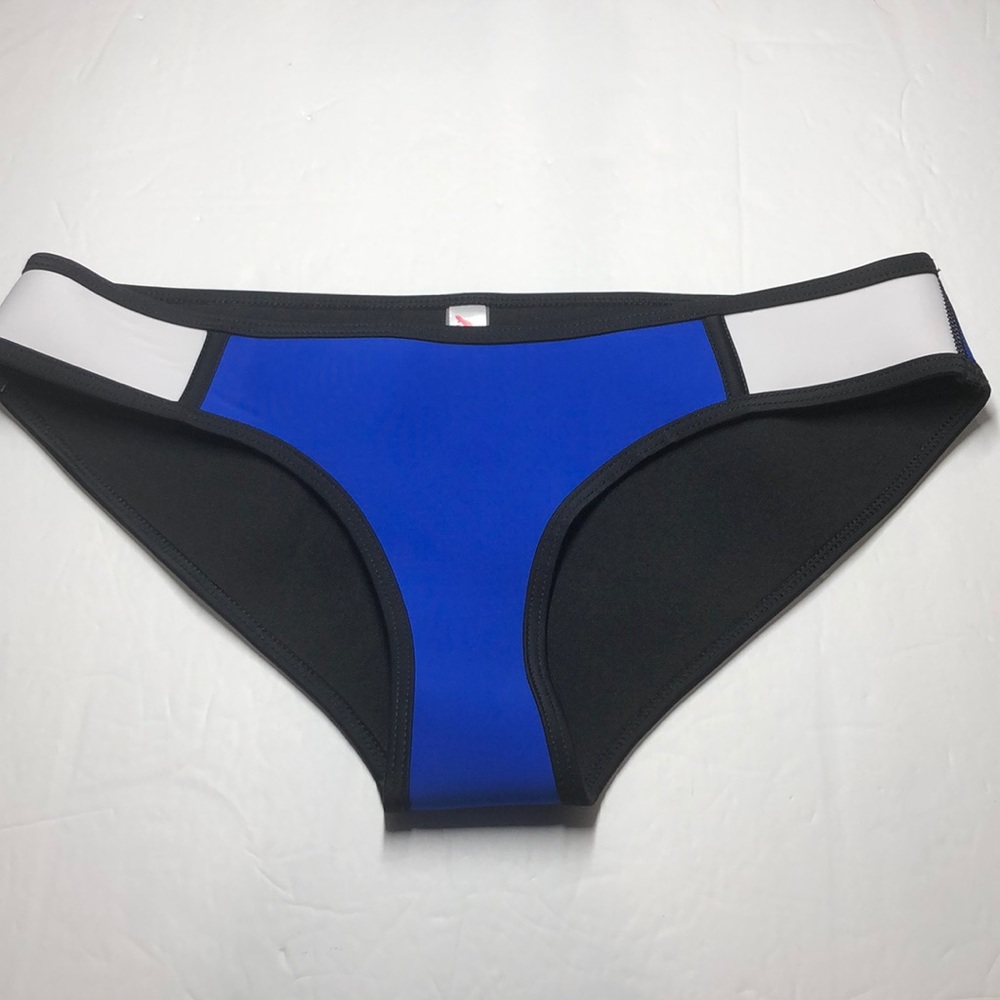 EBuddy blue and white swim bottoms size medium